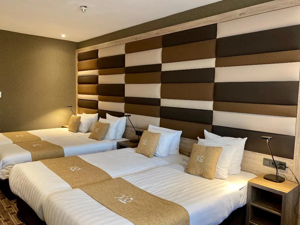 QUADRUPLE STANDARD Room, Xo Hotels Blue Tower, Amsterdam