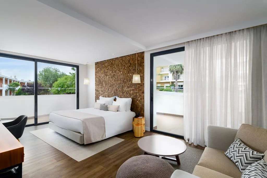 JUNIOR SUITE CLASSIC Room, Jupiter Marina Hotel – Couples & Spa, Algarve