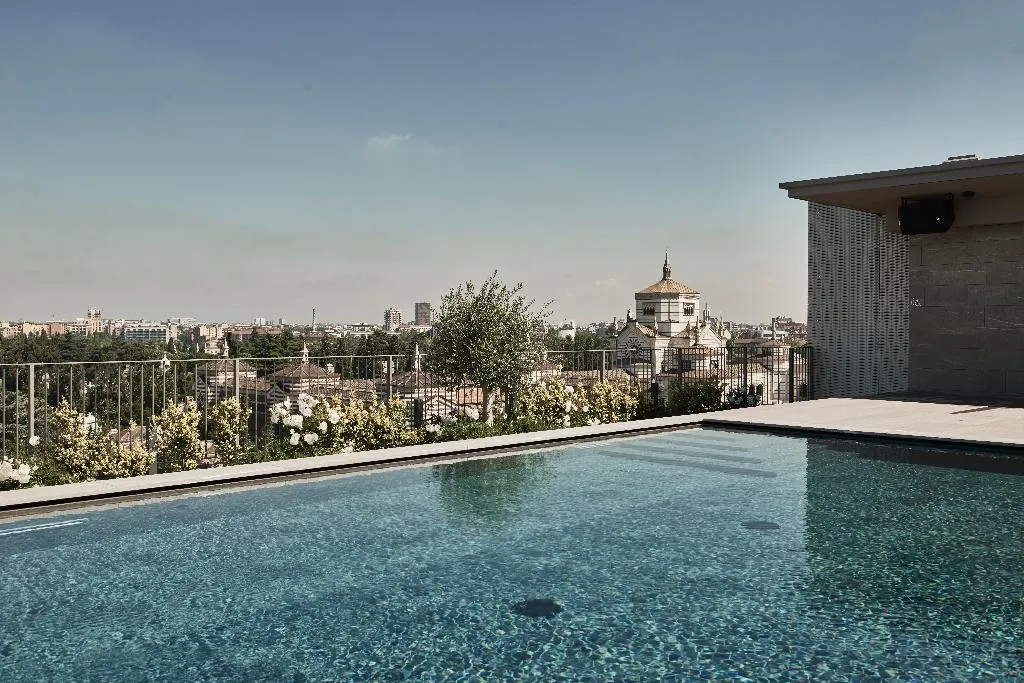 Pool, Hotel Viu Milan, Milan
