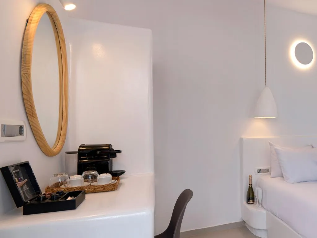 DOUBLE ECONOMY Room, Tatakis Design Hotel, Fira, Santorini