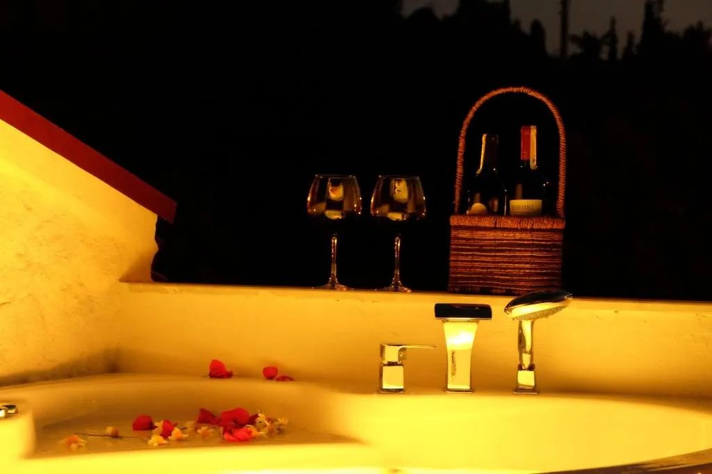 DOUBLE WITH JACUZZI Room, Bugra Alacati - Adults Only, Izmir