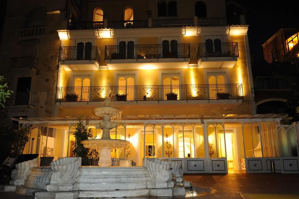 Terrace, Hotel Villa Fraulo, Naples