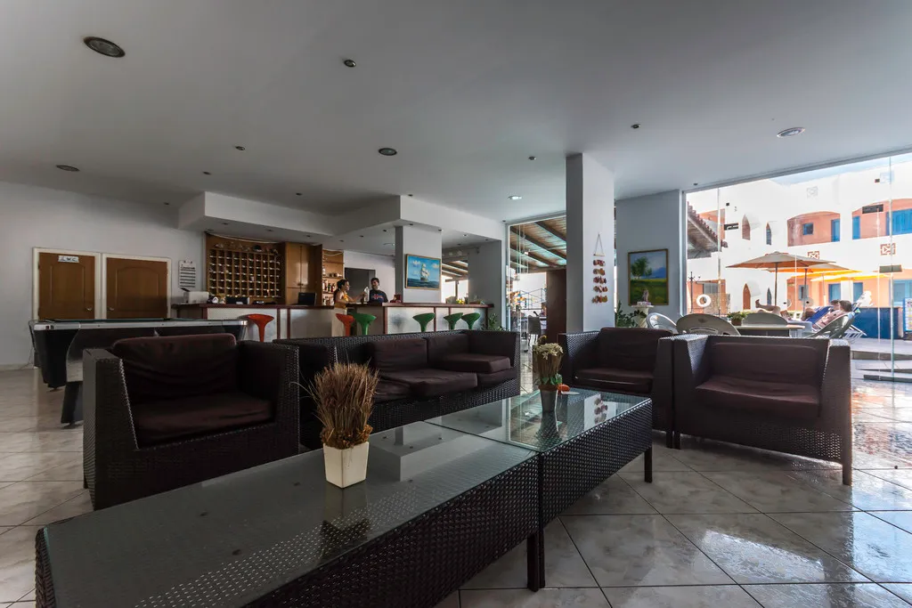 Lobby, Vossos, Zante