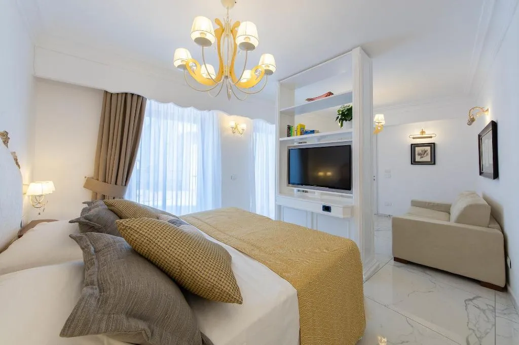 Room, Villa Amore, Naples