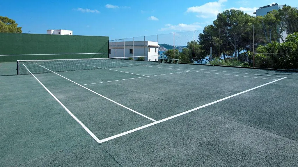 Sports and Entertainment, Cala Fornells, Majorca