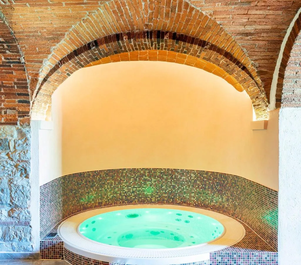 Sports and Entertainment, Relais Vignale & Spa, Florence