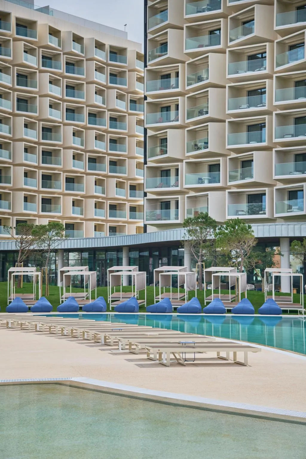 Pool, The Editory By The Sea Lagos, Algarve
