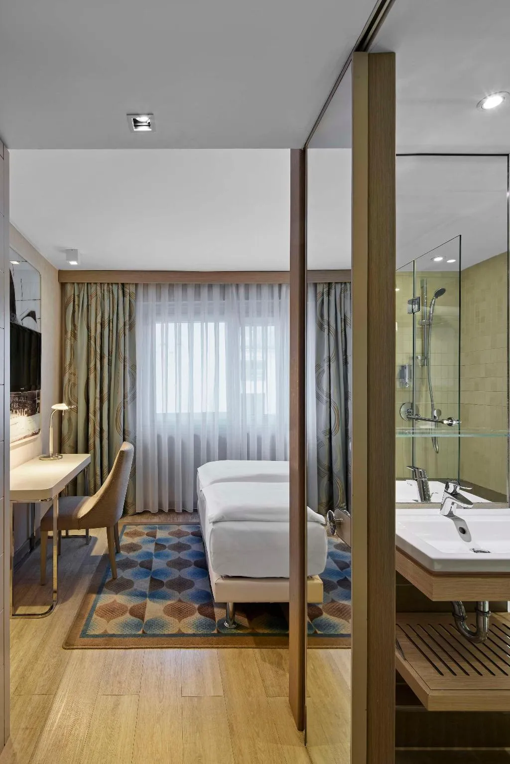 Room, Titanic Comfort Mitte, Berlin
