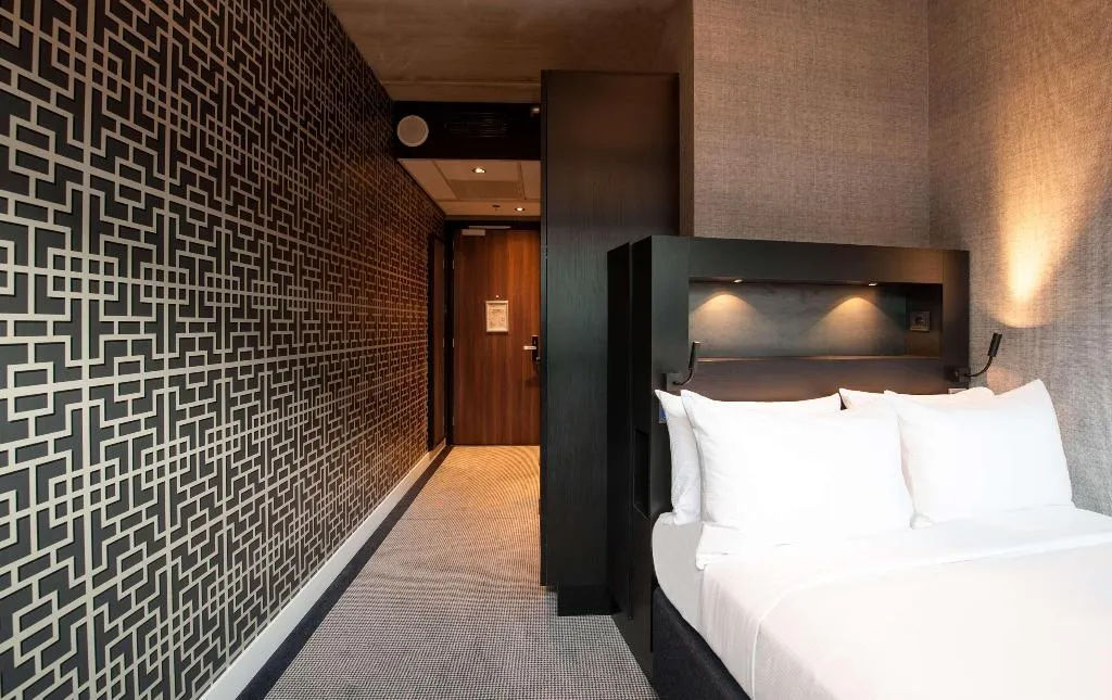 Room, DoubleTree by Hilton NDSM Wharf, Amsterdam