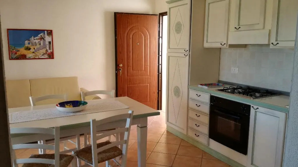 APARTMENT WITH TERRACE Room, PMS CaseVacanze Budoni, Olbia