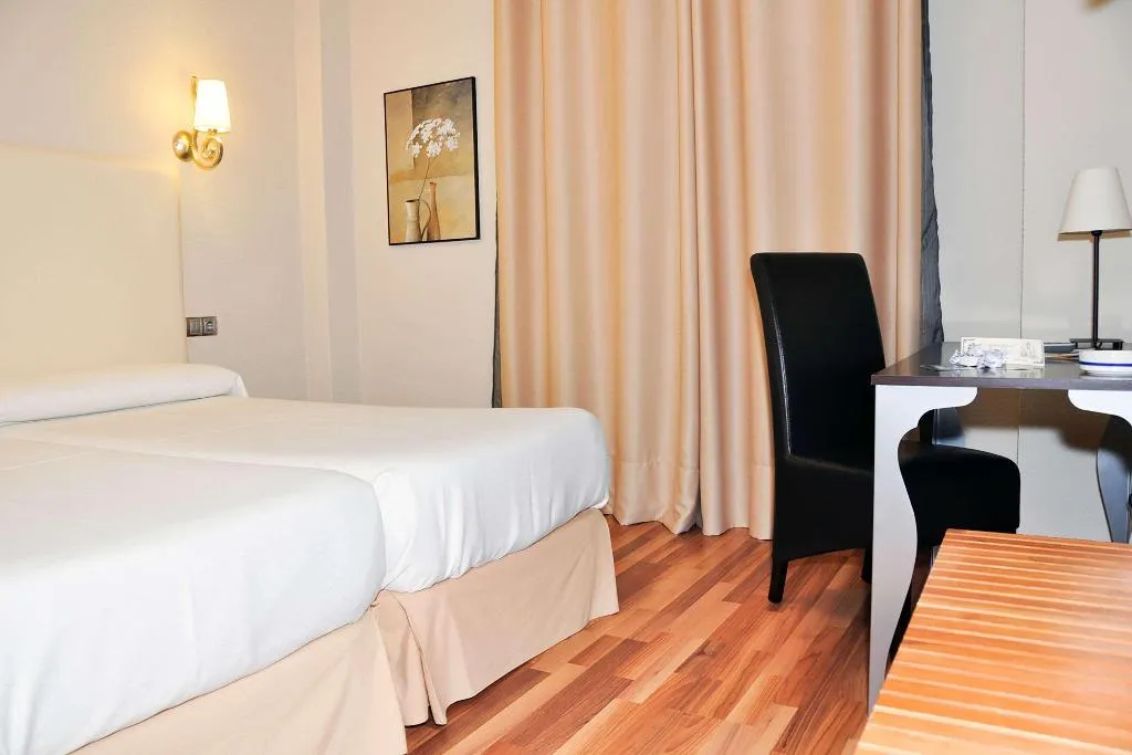 Room, Sercotel Doña Carmela, Seville