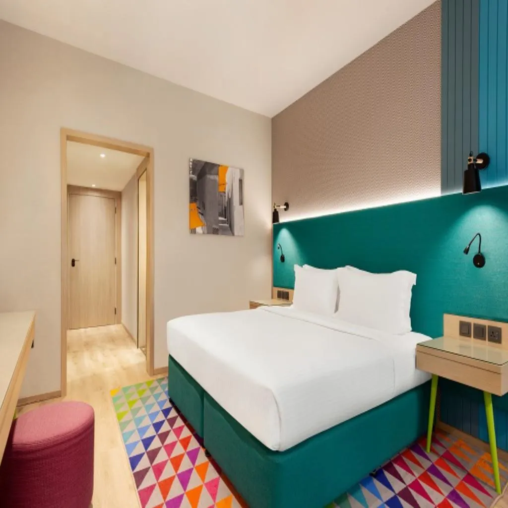 DOUBLE DELUXE Room, La Quinta by Wyndham Dubai Jumeirah, Dubai