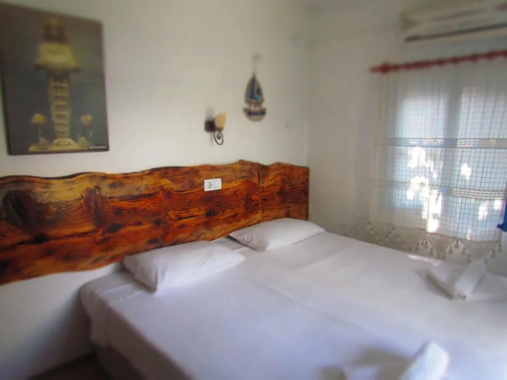 Room, Amazon Antique, Izmir