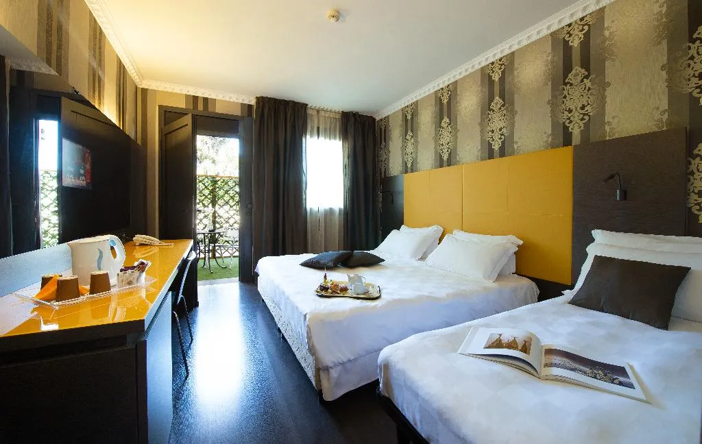 TRIPLE SUPERIOR Room, D120, Milan