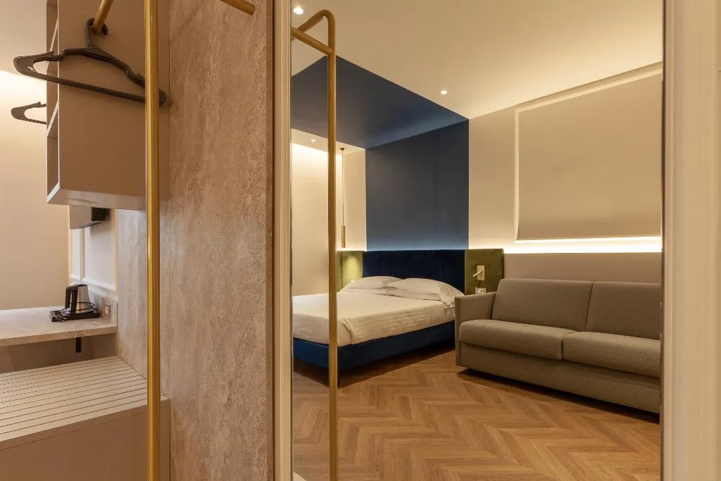 JUNIOR SUITE STANDARD Room, La Fortezza, Florence