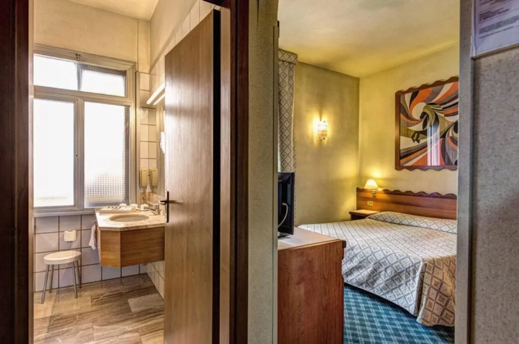Room, Europa Signa, Florence