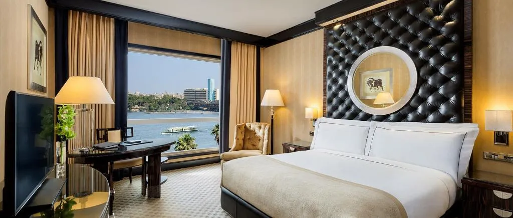Room, Fairmont Nile City, Cairo