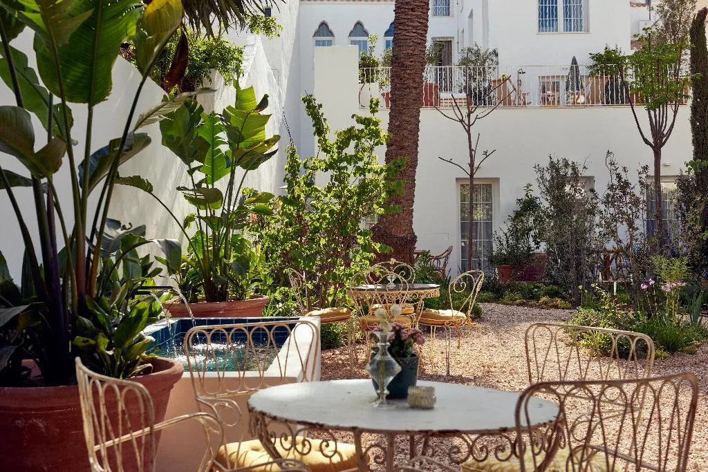 Terrace, Cristine Bedfor, Menorca