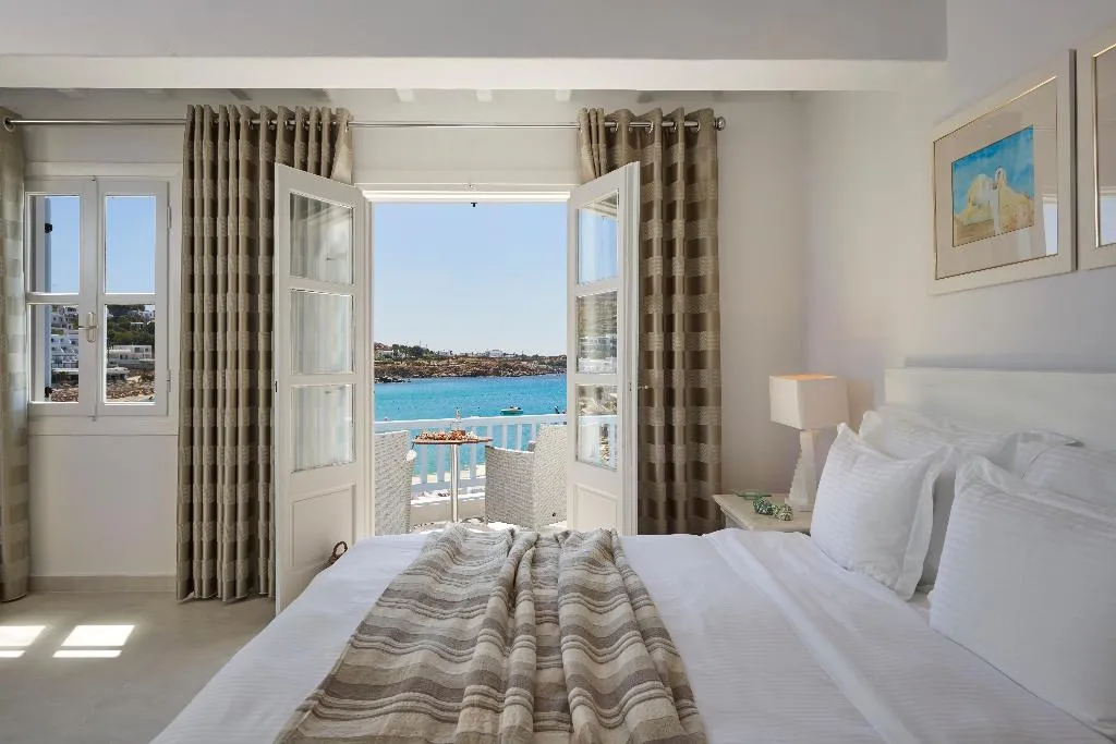 Double or Twin WITH JACUZZI Room, Petinos Beach, Mykonos