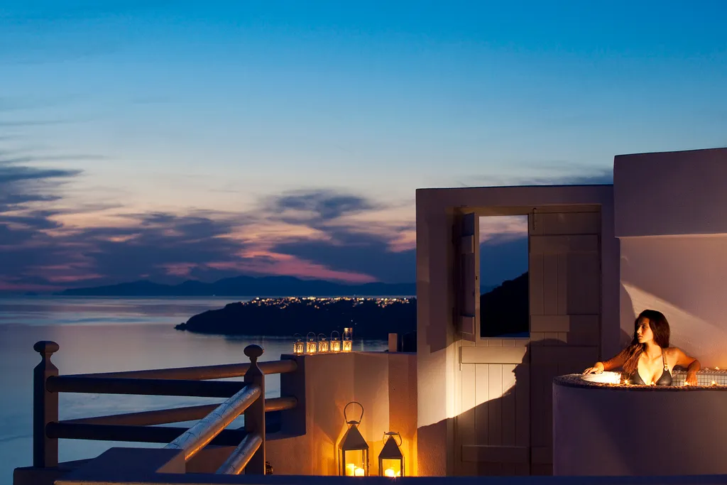 SUITE STANDARD Room, Adamant Suites, Santorini