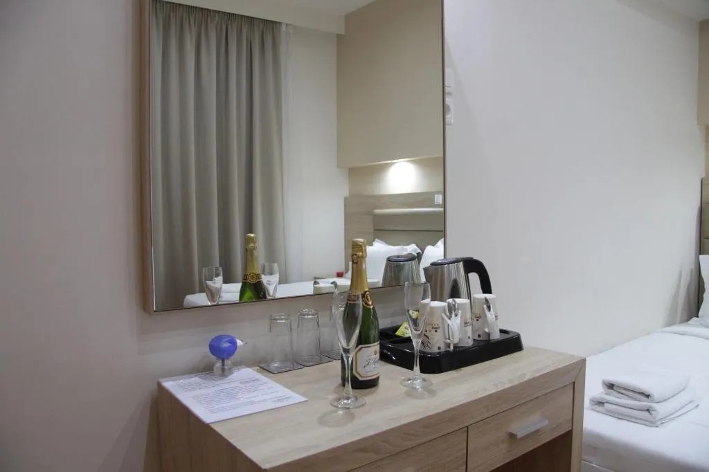 Room, Elikon Hotel, Athens