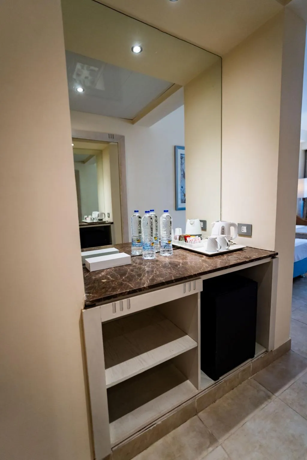 SINGLE DELUXE SEA VIEW Room, Tropitel Sahl Hasheesh, Red Sea Riviera