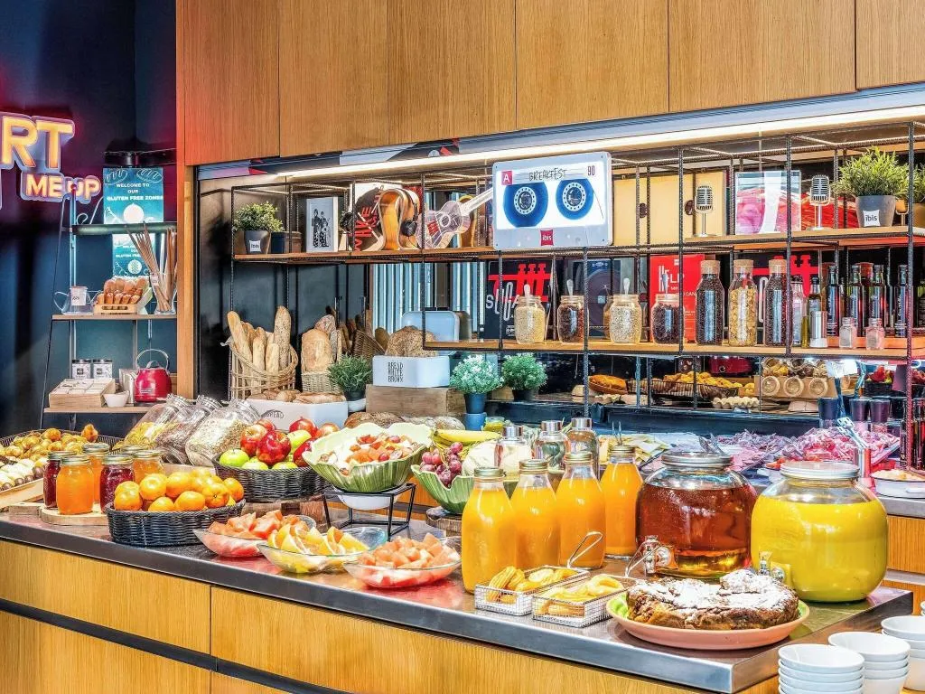 Restaurant, Ibis Barcelona Pza Glories 22, Barcelona