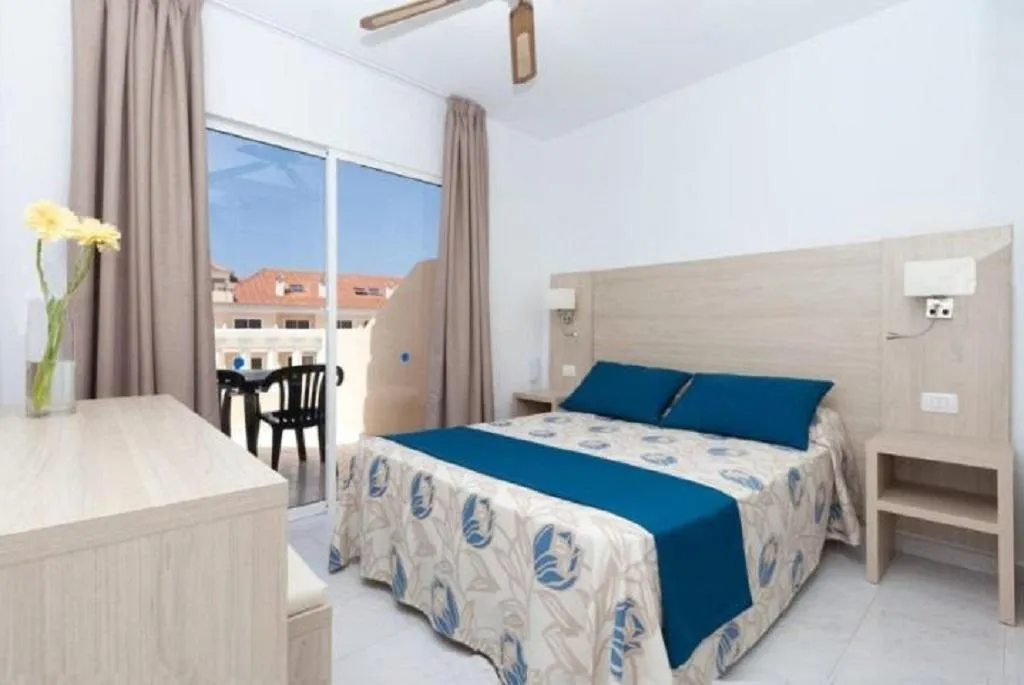 Double or Twin CAPACITY 4 Room, Bahia Flamingo, Tenerife