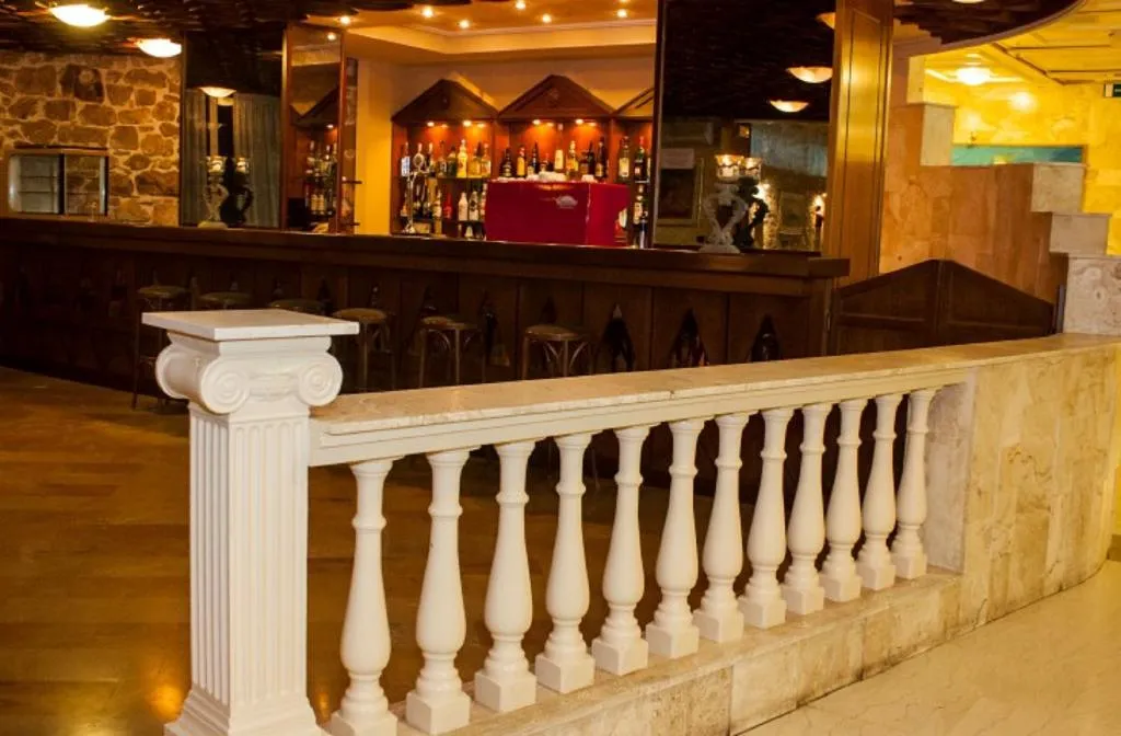Lobby, Pappas, Kalamata