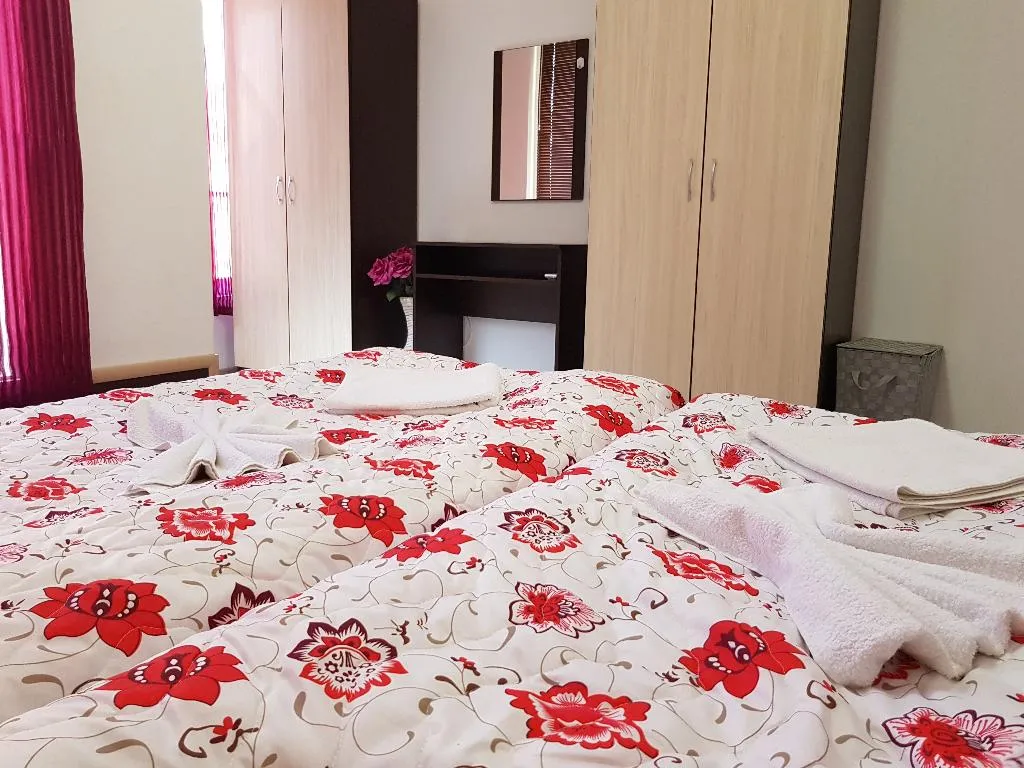 APARTMENT TWO BEDROOMS Room, Vintegra, Bourgas