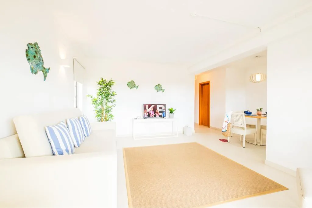 APARTMENT DELUXE POOL VIEW Room, Novochoro Apartments, Algarve