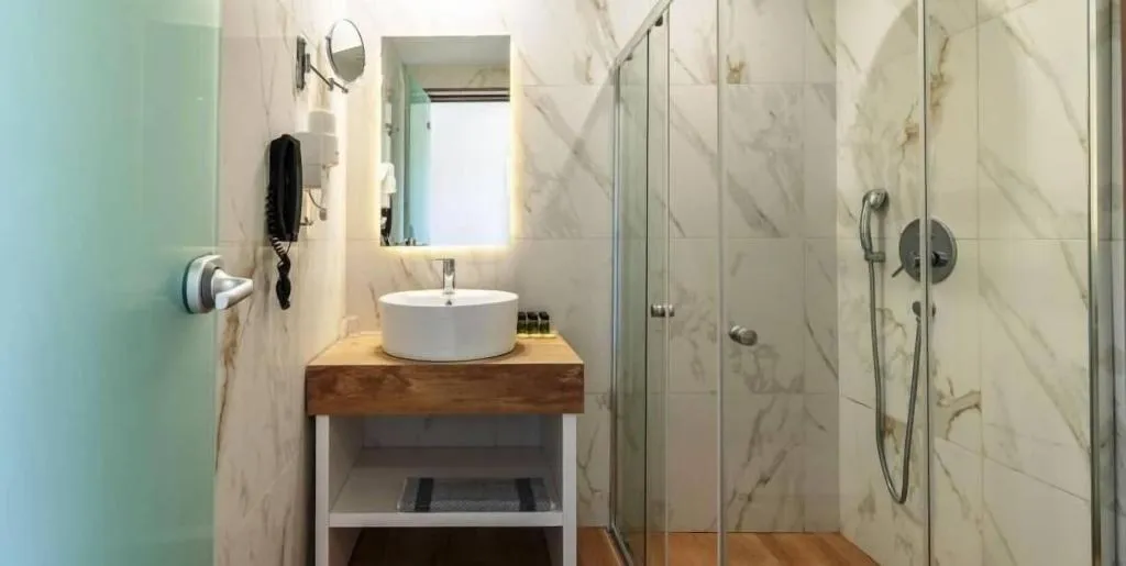 Room, Poseidon, Thessaloniki