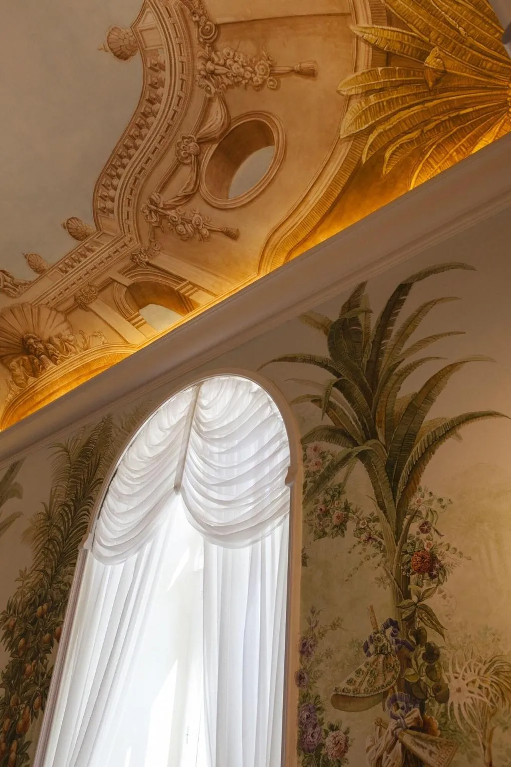 Lobby, Des Iles Borromees, Milan