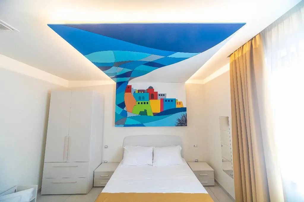 DOUBLE DELUXE Room, Happyrooms, Naples