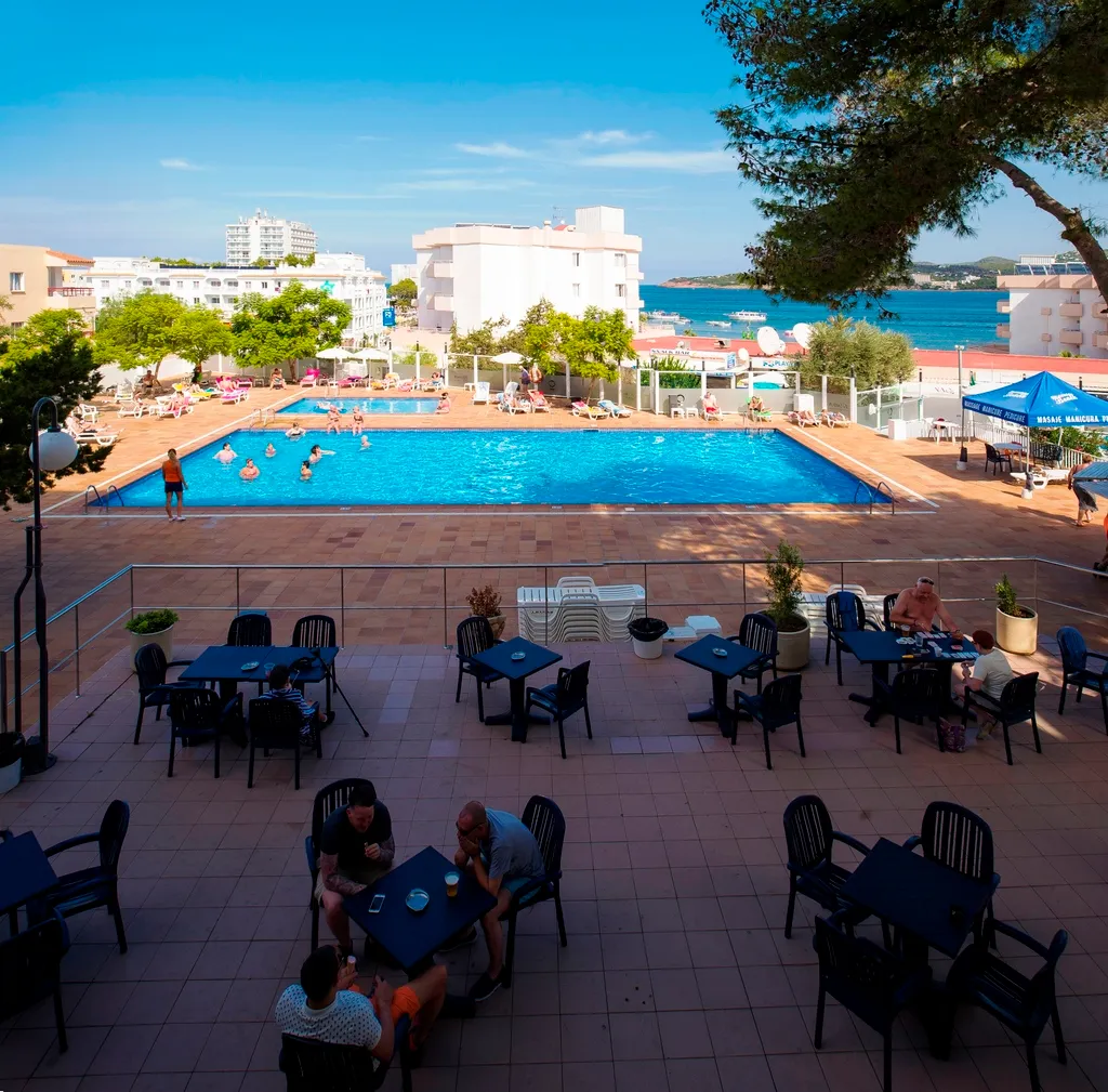 Terrace, Vibra Riviera Apartamentos, Ibiza