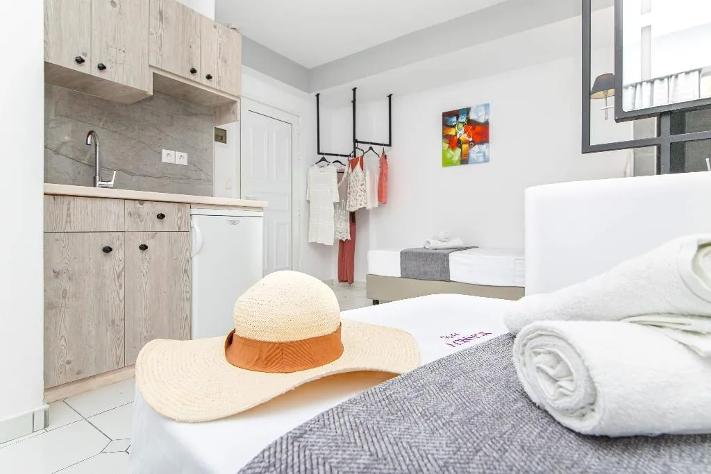 STUDIO CAPACITY 3 Room, Icandy Sol, Crete