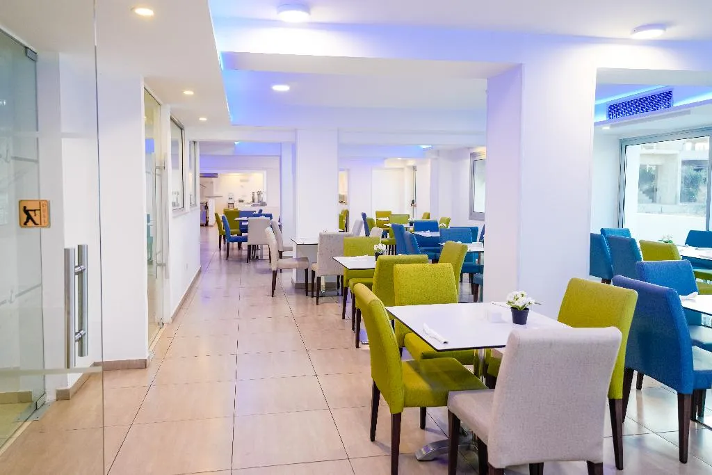 Restaurant, Captain Pier, Cyprus