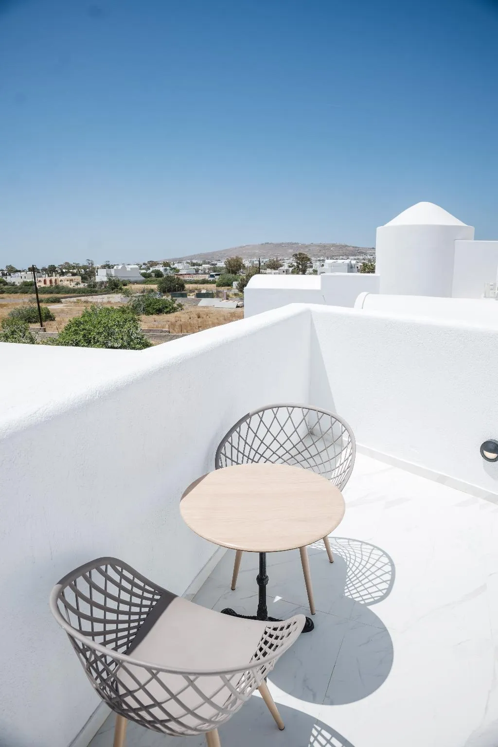 SUITE TWO BEDROOMS TWO BATHROOMS Room, Kýma Perissa, Santorini