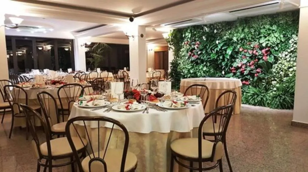 Restaurant, Albergo Lachea, Catania