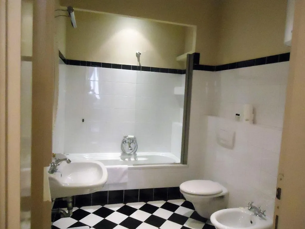 Room, Cerretani 4 Duomo Guesthouse - My Extra Home, Florence