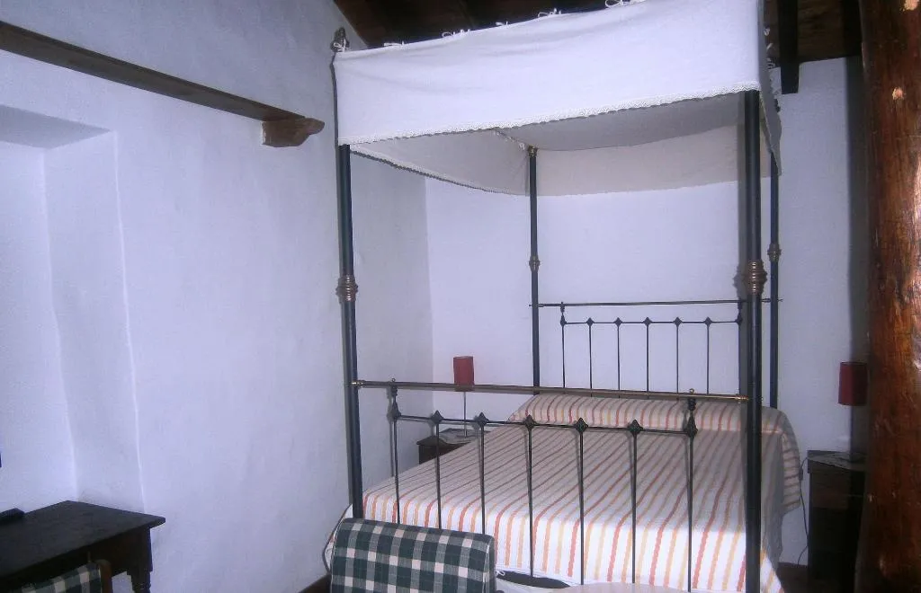 Room, Ambelikos Traditional Agrohotel, Cyprus