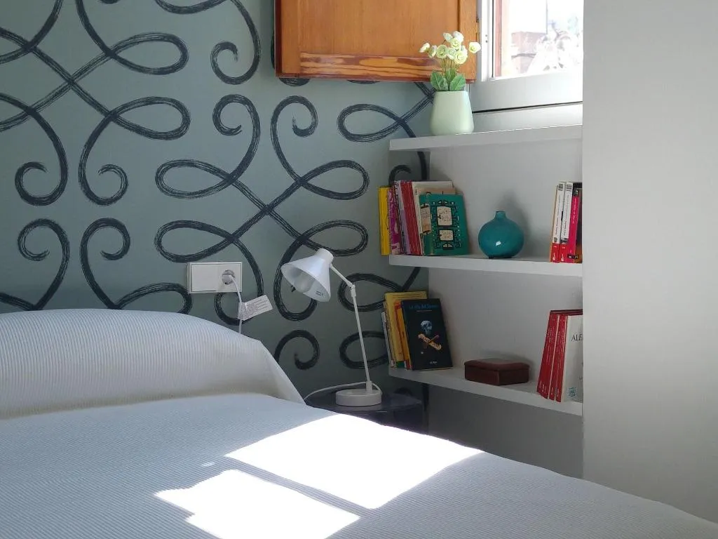 Room, L'Esplai Valencia, Valencia