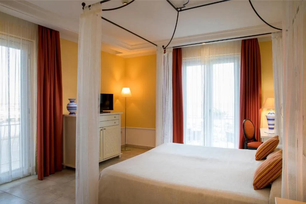 DOUBLE DELUXE SEA VIEW Room, Lu Hotel Riviera - Carloforte, Cagliari