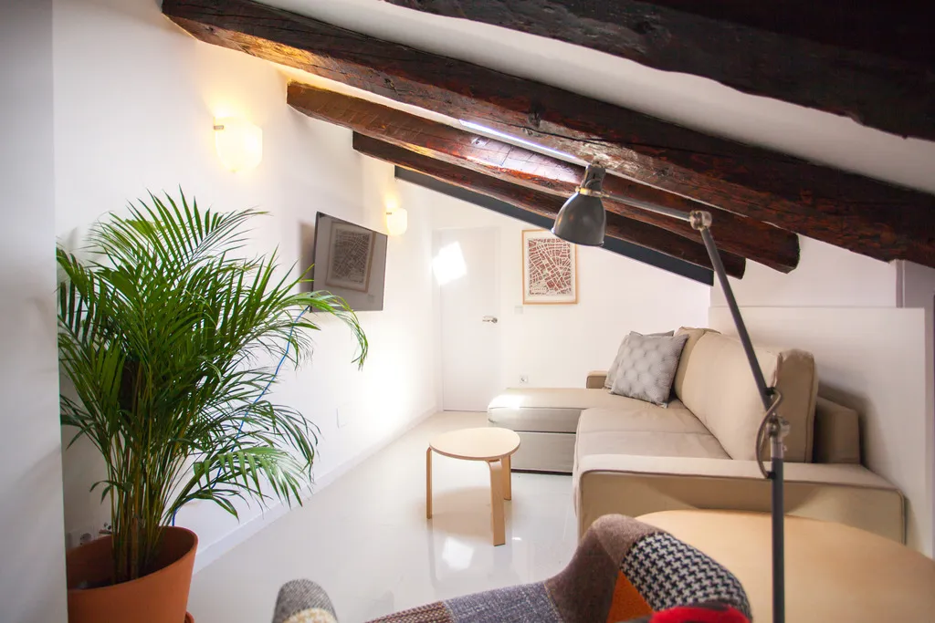 APARTMENT ONE BEDROOM Room, Apartment in Malasaña, Madrid