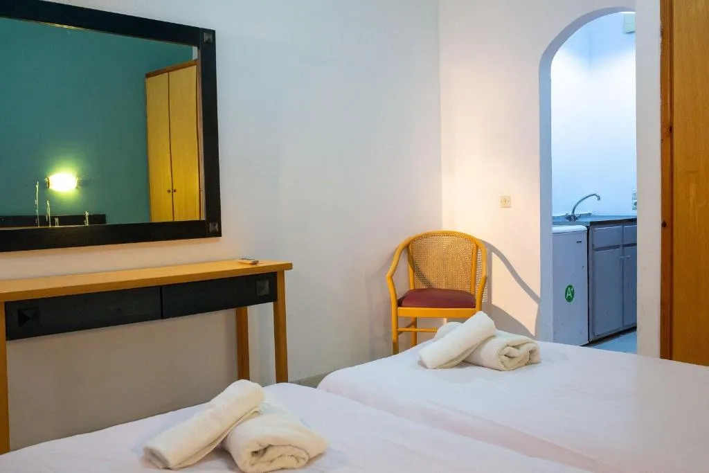 Room, Wilde Rose Hotel, Corfu