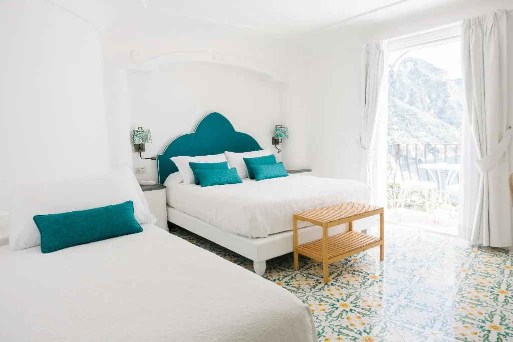 TRIPLE SUPERIOR Room, Hotel Conca D'Oro, Naples