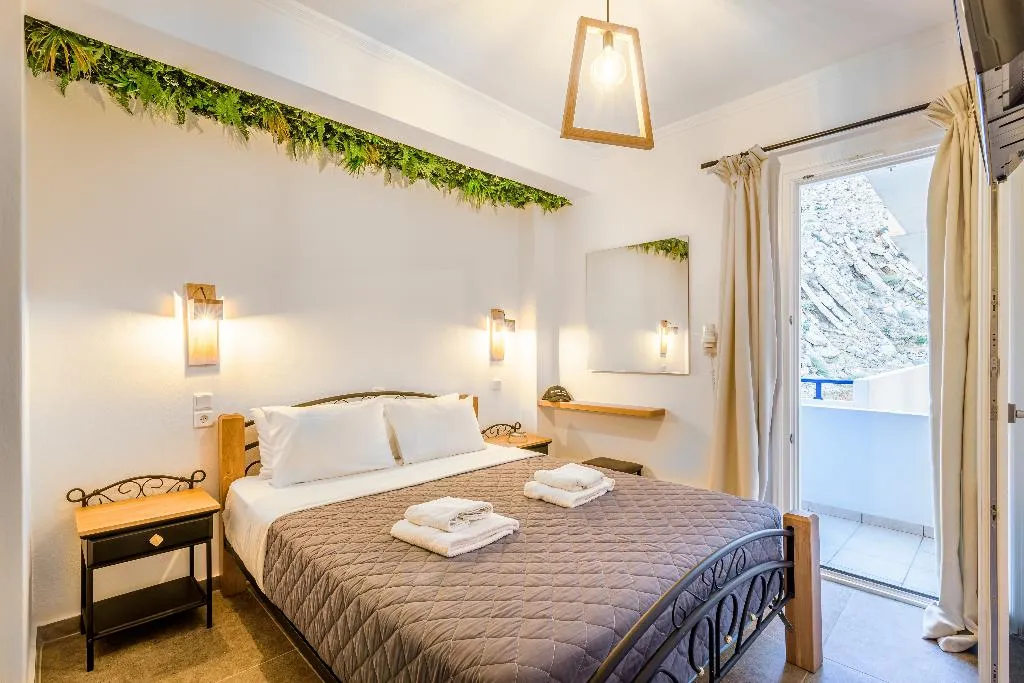 Double or Twin STANDARD Room, Marianna Hotel, Santorini
