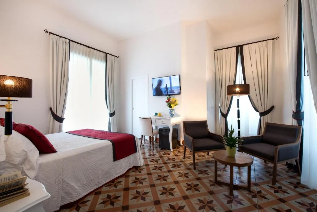 Room, Amalfi Luxury House, Naples