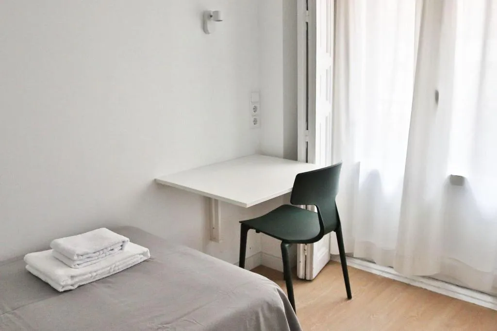 Room, Hostal La Zona, Madrid