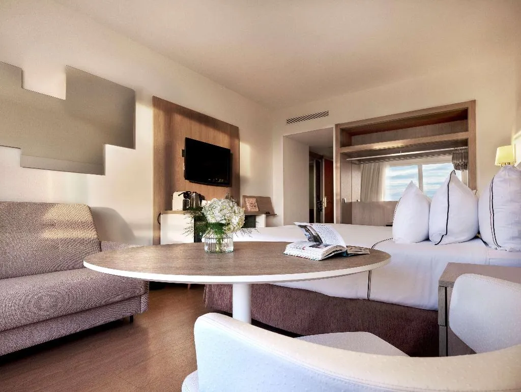 DOUBLE PREMIUM SEA VIEW Room, Melia Sitges, Costa Brava